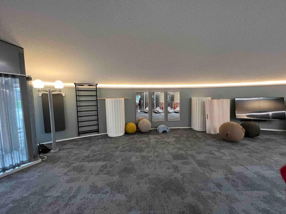 Brand New Modern Built-in Mall Of Tripla Apartment